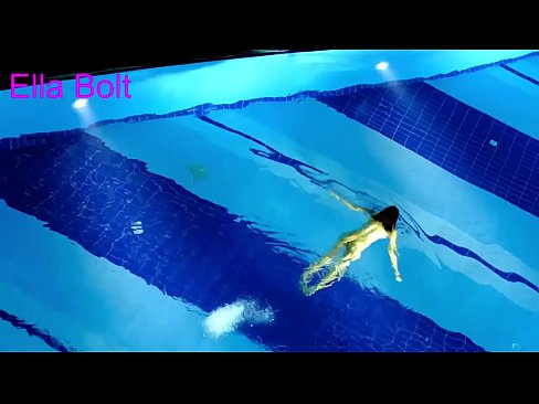 ❤️ I can't stop watching, young blonde caught swimming nude in ELLA BOLT resort pool ❤  Sex at en-us.niceporn.ru ❌